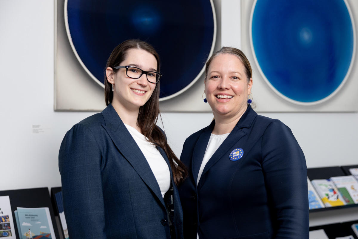 Porträtfoto: Tina Obermoser und Iris Heinzl